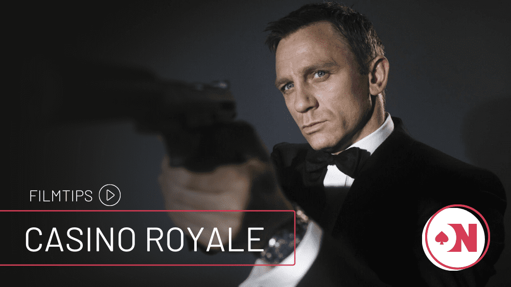 Daniel Craig från filmen Casino Royale med en svart kostym och en pistol riktad framåt